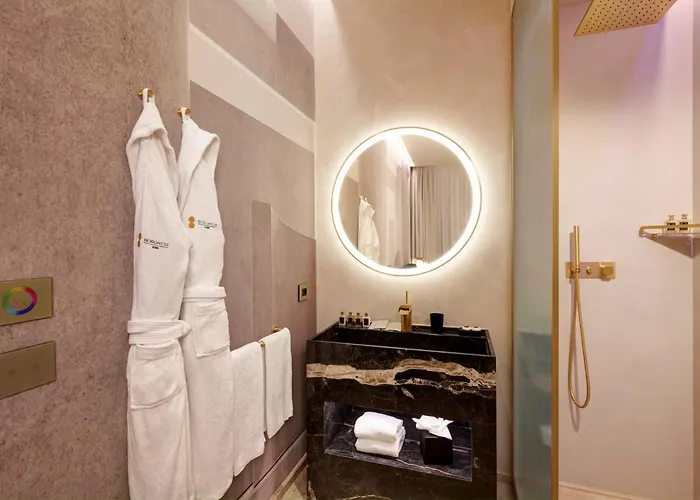 Otel Borghese Contemporary