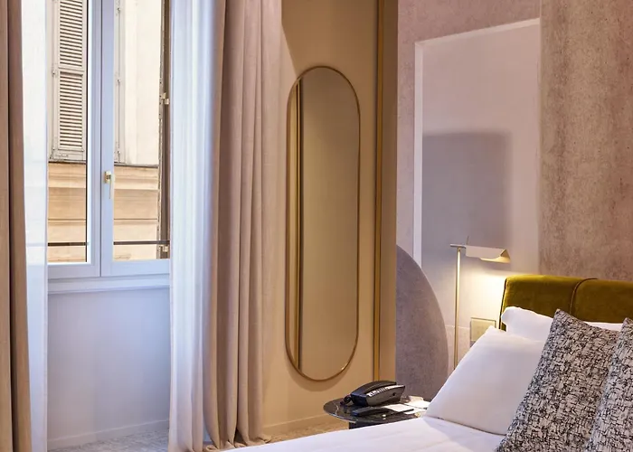 Otel Borghese Contemporary