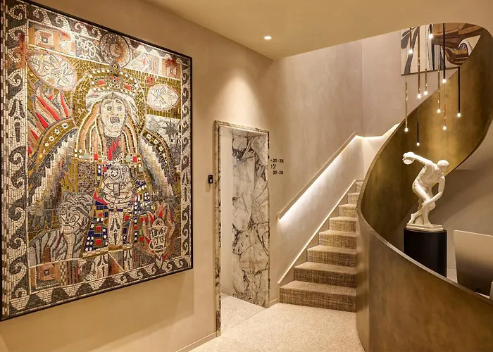 Borghese Contemporary 4*