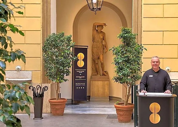 Borghese Contemporary 4* Roma