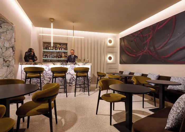 Borghese Contemporary