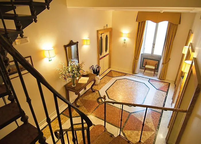 Borghese Contemporary 4* Rom